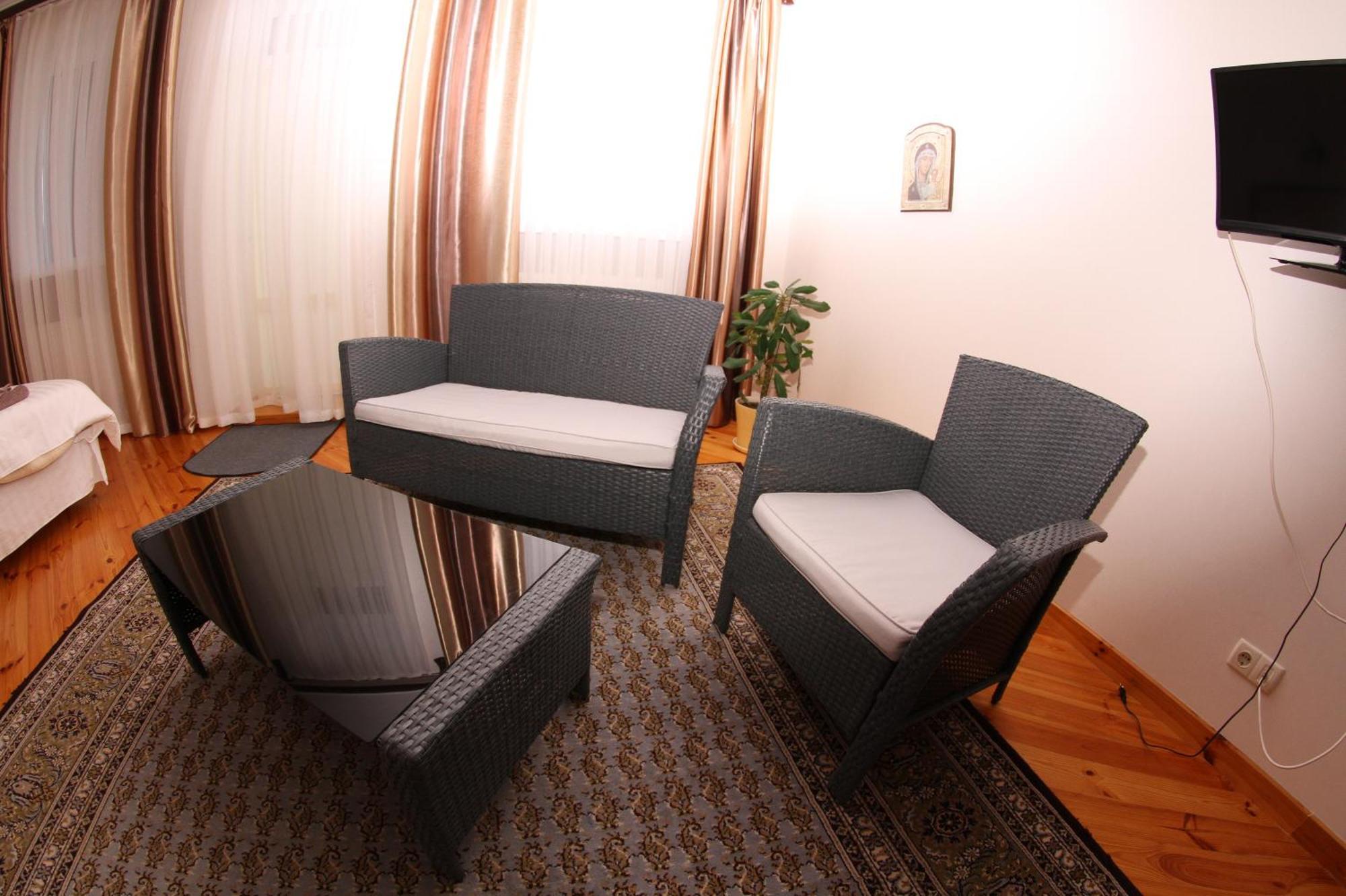 Uyut Hotel Cernihiv Exterior foto